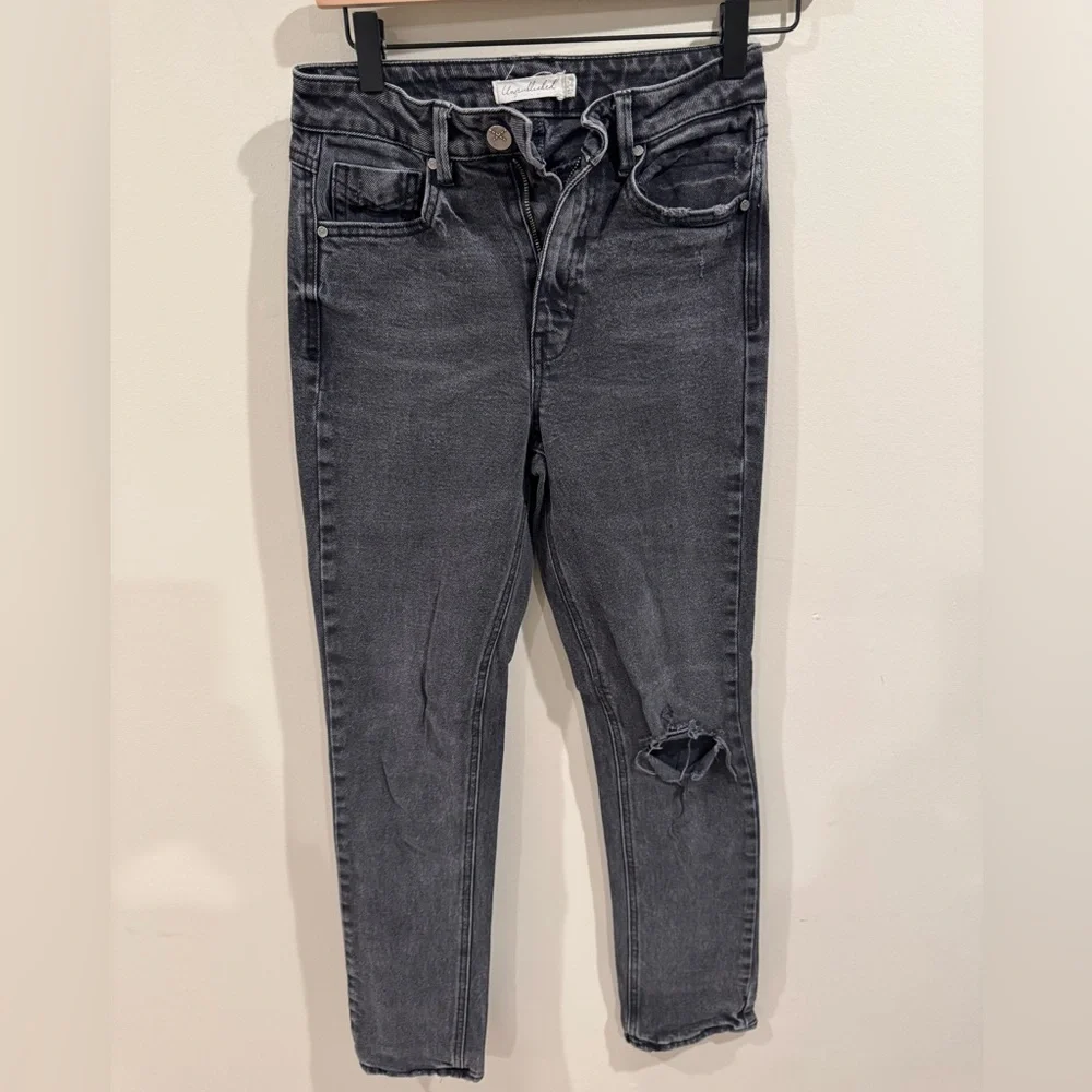 Women’s Unpublished‎ WILLA High-Rise Mom Fit Straight Leg in Riot Black size 24
